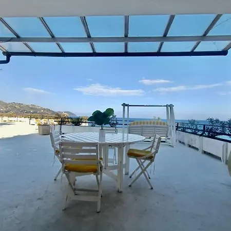 Luxury - Terrazza Sul Mare San Lorenzo al Mare